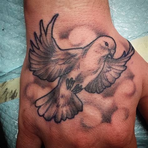 doves tattoo|traditional dove tattoo.